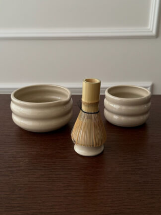 The Organic Beige Matcha Set